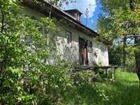 Casa batranesca și 5000 mp livada în Satul Buces-Vulcan