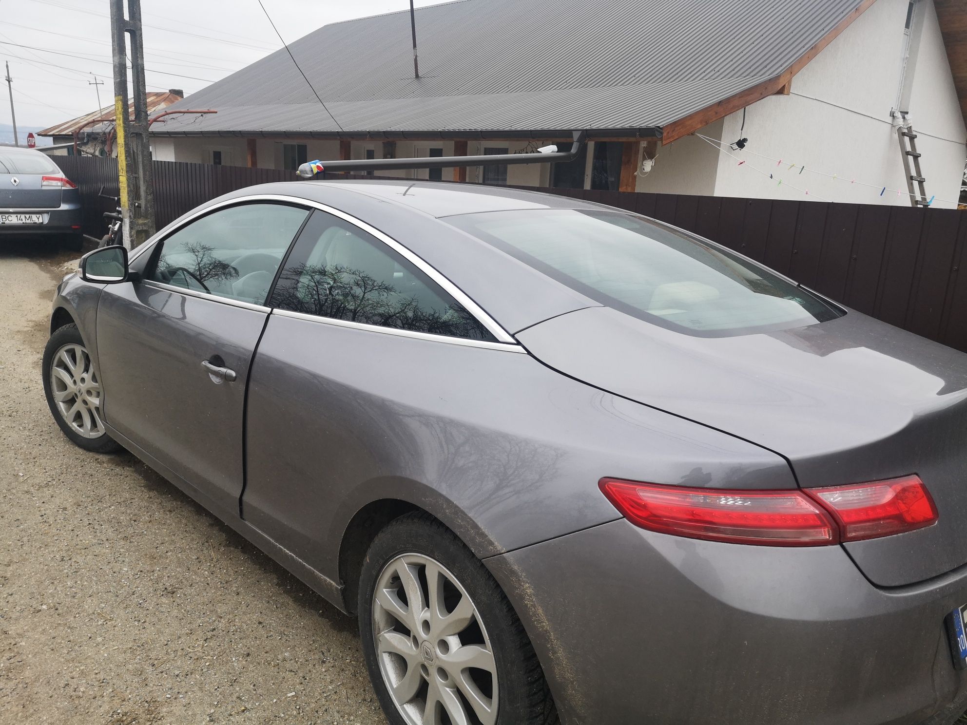 Renault laguna 3 coupe