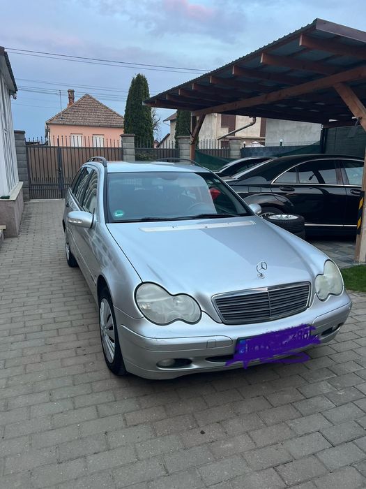 Mercedes C-Class - 2.2 Diesel - Clima * Pilot Aut.