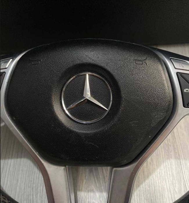 Volan cu padele Mercedes W204 W212 W207 W218 AMG