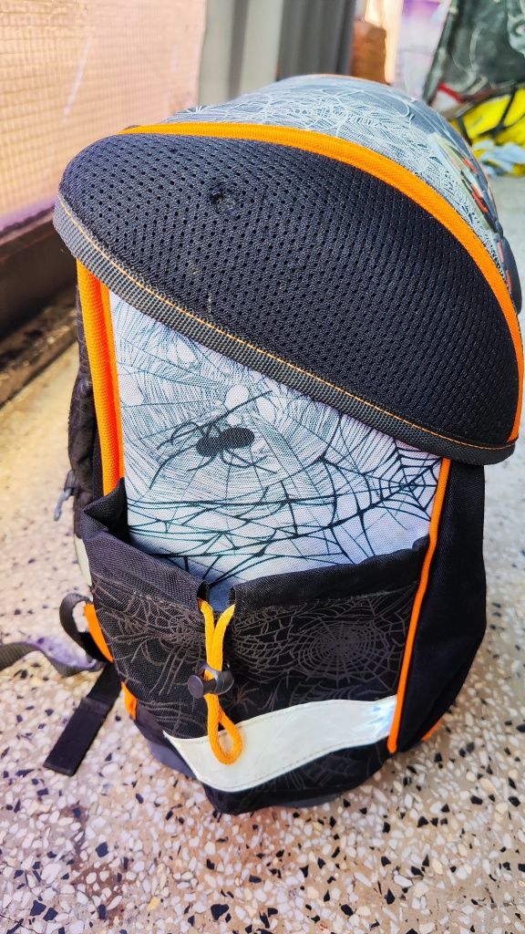 Ученическа раница Belmil spider комплект с несесер