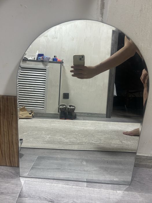 Продам зеркало 65 на 40