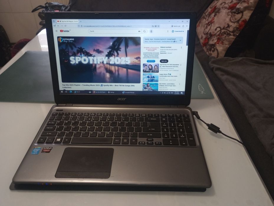 Acer Aspire, Intel i5,8 gb ram, video dedicat, 1.000 GB, Bluetooth