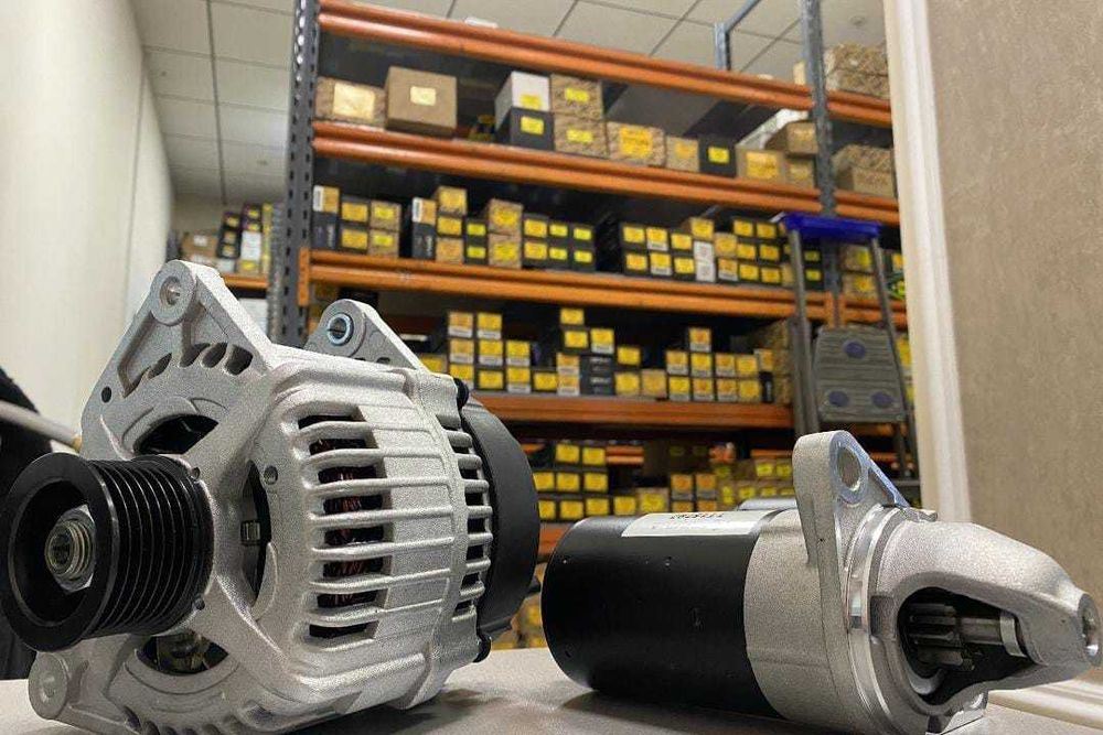 стартера, генераторы на Экскаваторы. погрузчики,3в1, бульдозера  и т.д