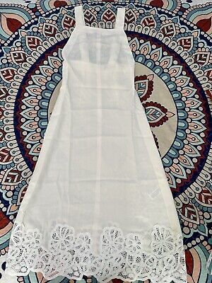 Zara НОВА с етикет бяла ленена рокля 100% лен с бродерия