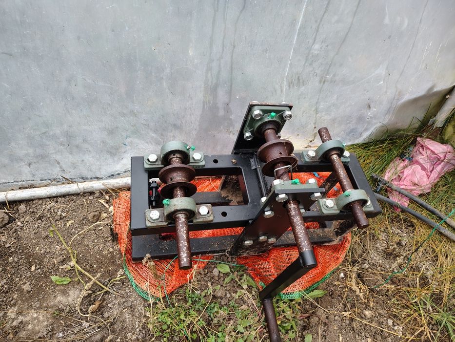 Aparat de arcuit țevi solar