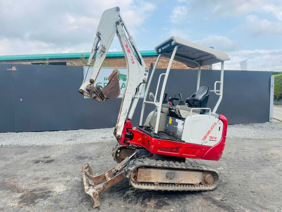 Miniexcavator Takeuchi TB216