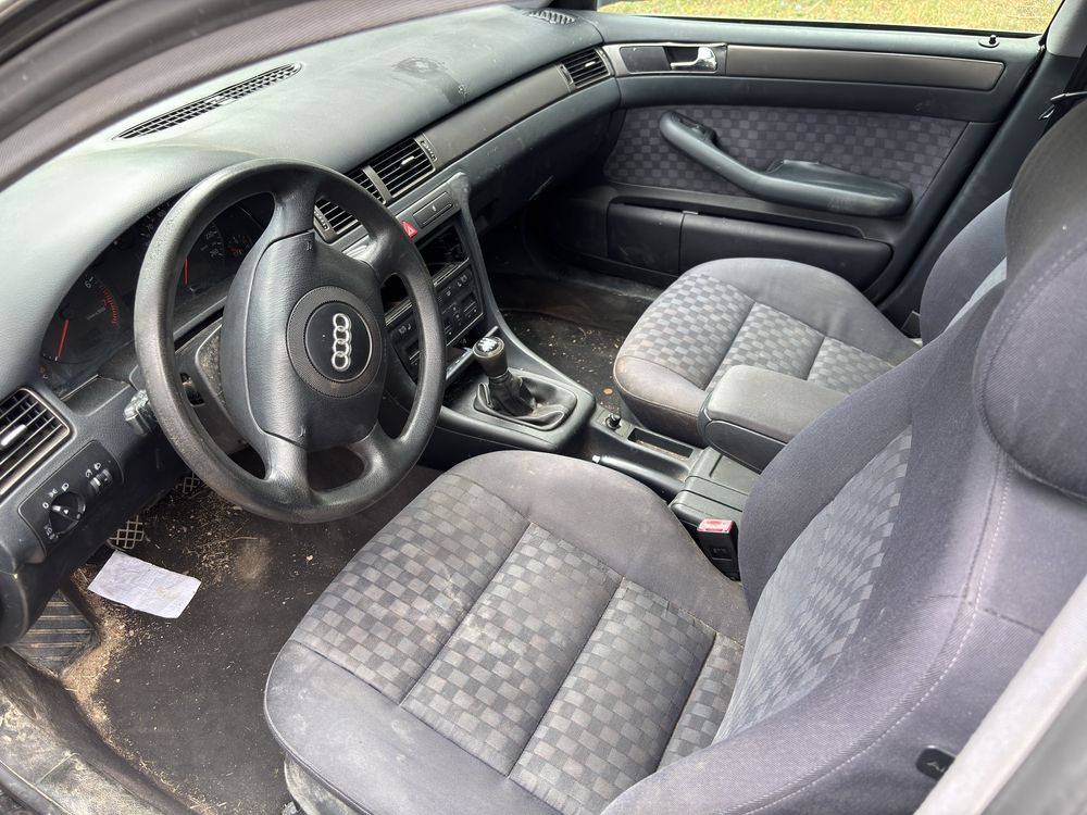 Audi A6 1.8T на части