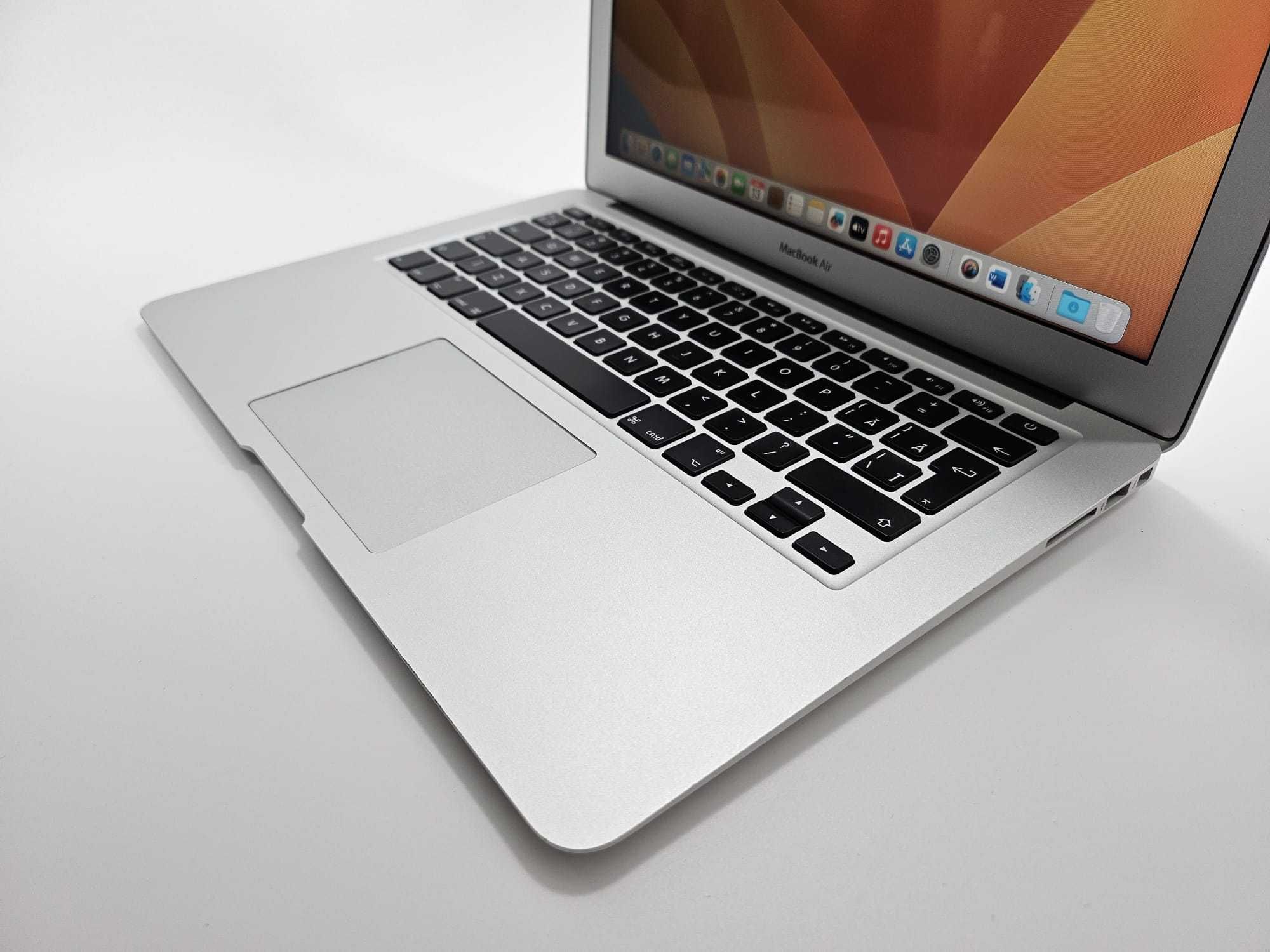 Oferta .Macbook Air 13,3  impecabil. Factura + GARANTIE