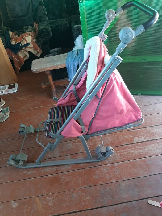 Зимняя детская коляска