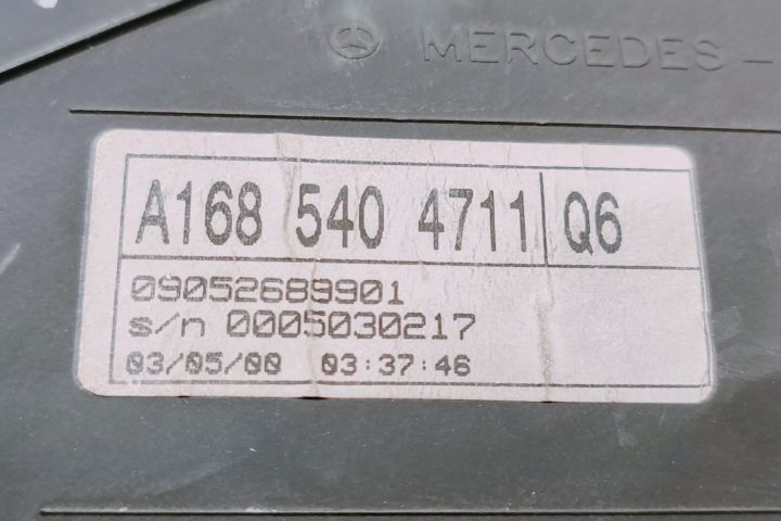 Ceas bord A1685404711Q6 Mercedes-Benz A-Class W168