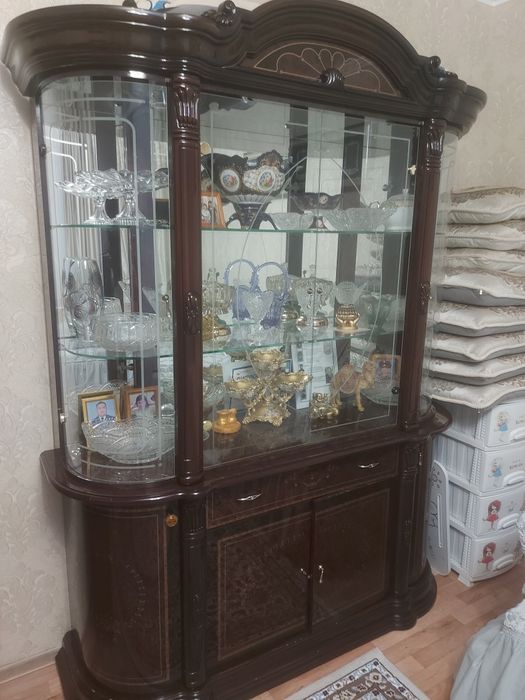 Продам стенку в хорошем состоянии