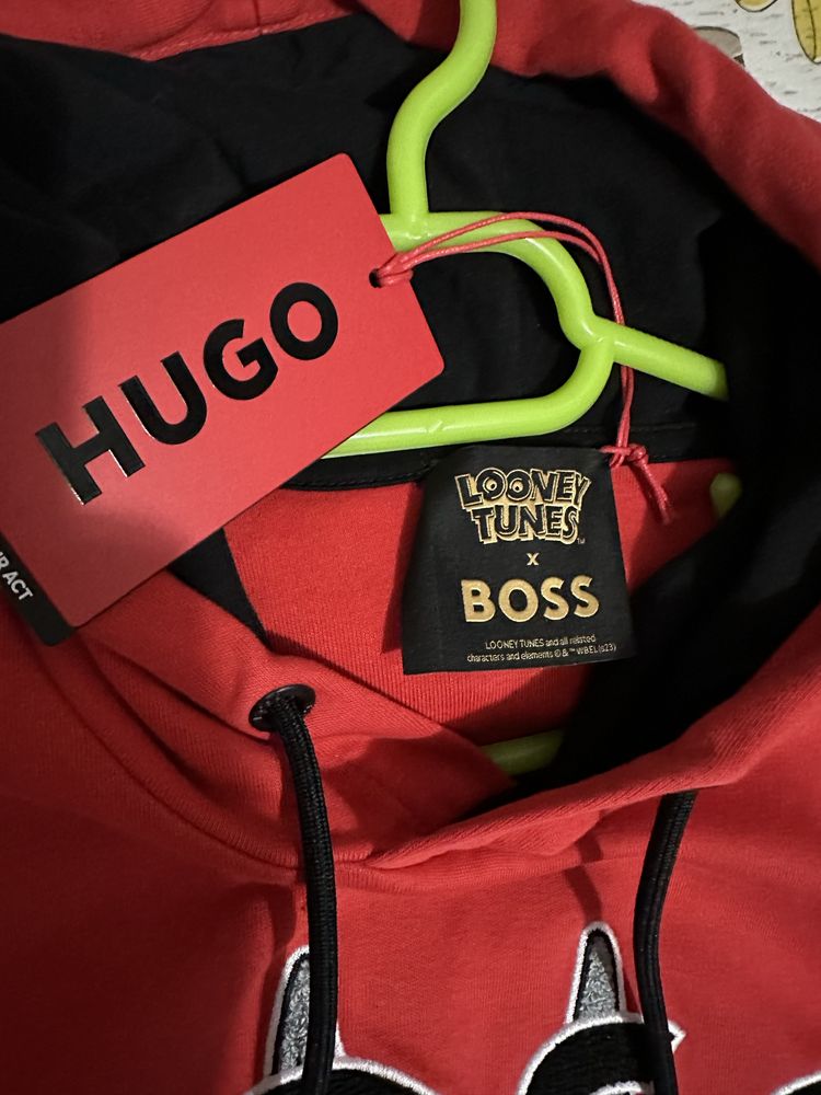 Hanorac hugo boss looney tunes