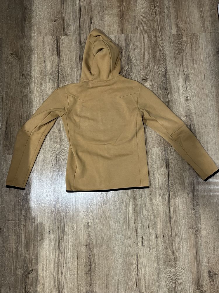 Nike Tech Fleece