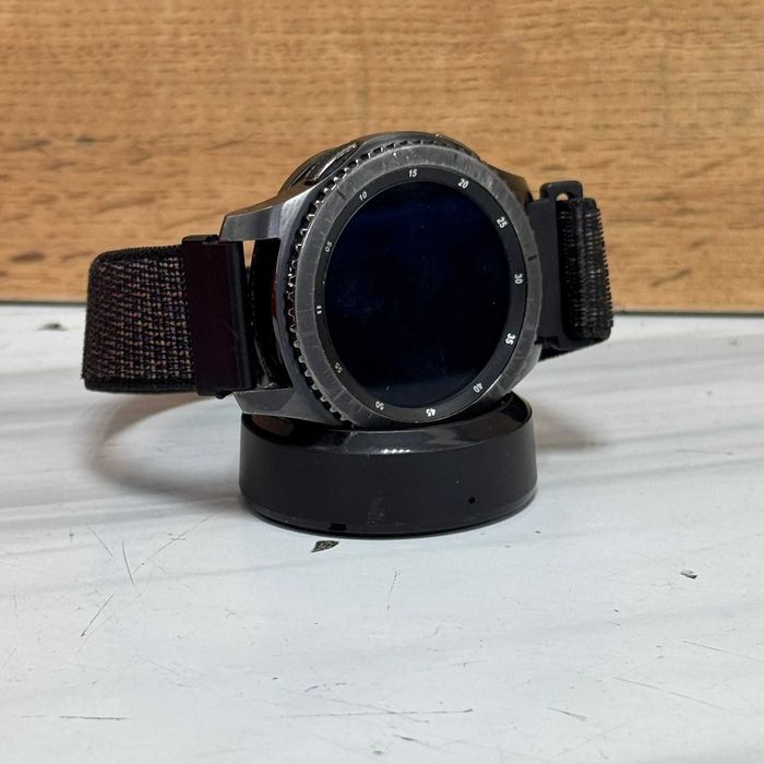 CB47/Смарт-часы Samsung Gear S3 SK151982