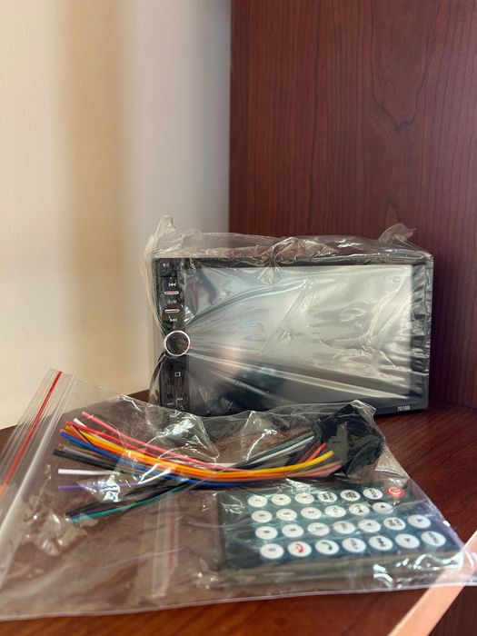 Мултимедия за кола 7018B