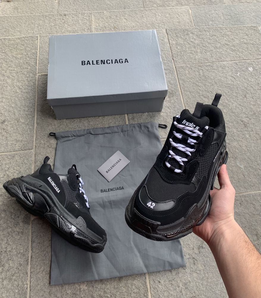 Sneakers Balenciaga Triple S Black