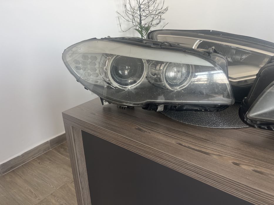 Far stanga/dreapta bmw f10 cu xenon europa!