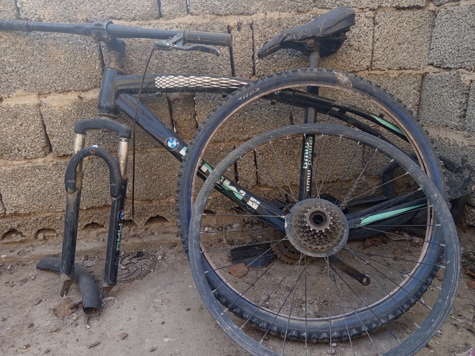 Б/у 6000тг дам срочно