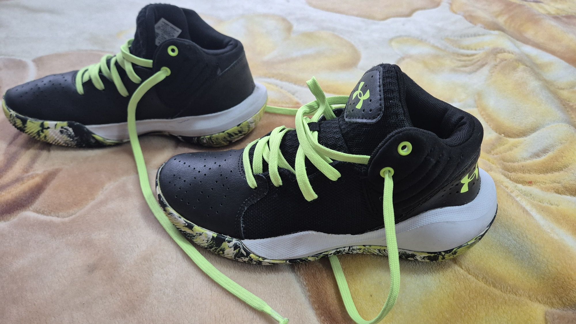 Кецове за момче  Under Armour