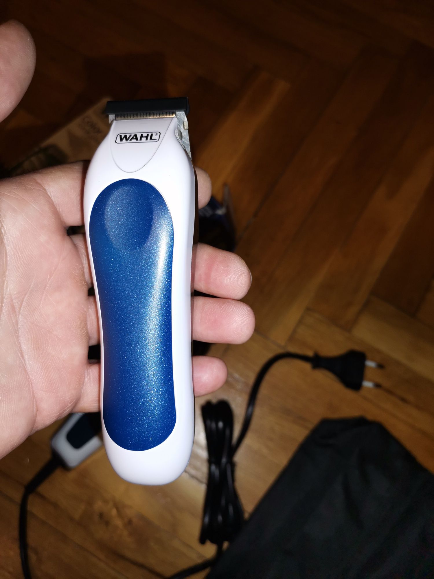 Mașini de tuns Braun Series 5 și Wahl color pro philips babyliss