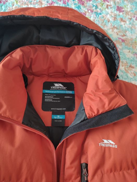 Geacă matlasată bărbați marca Trespass
