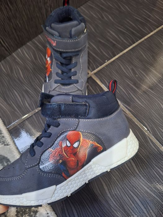 Боти запмомче 28 ш 29 номер