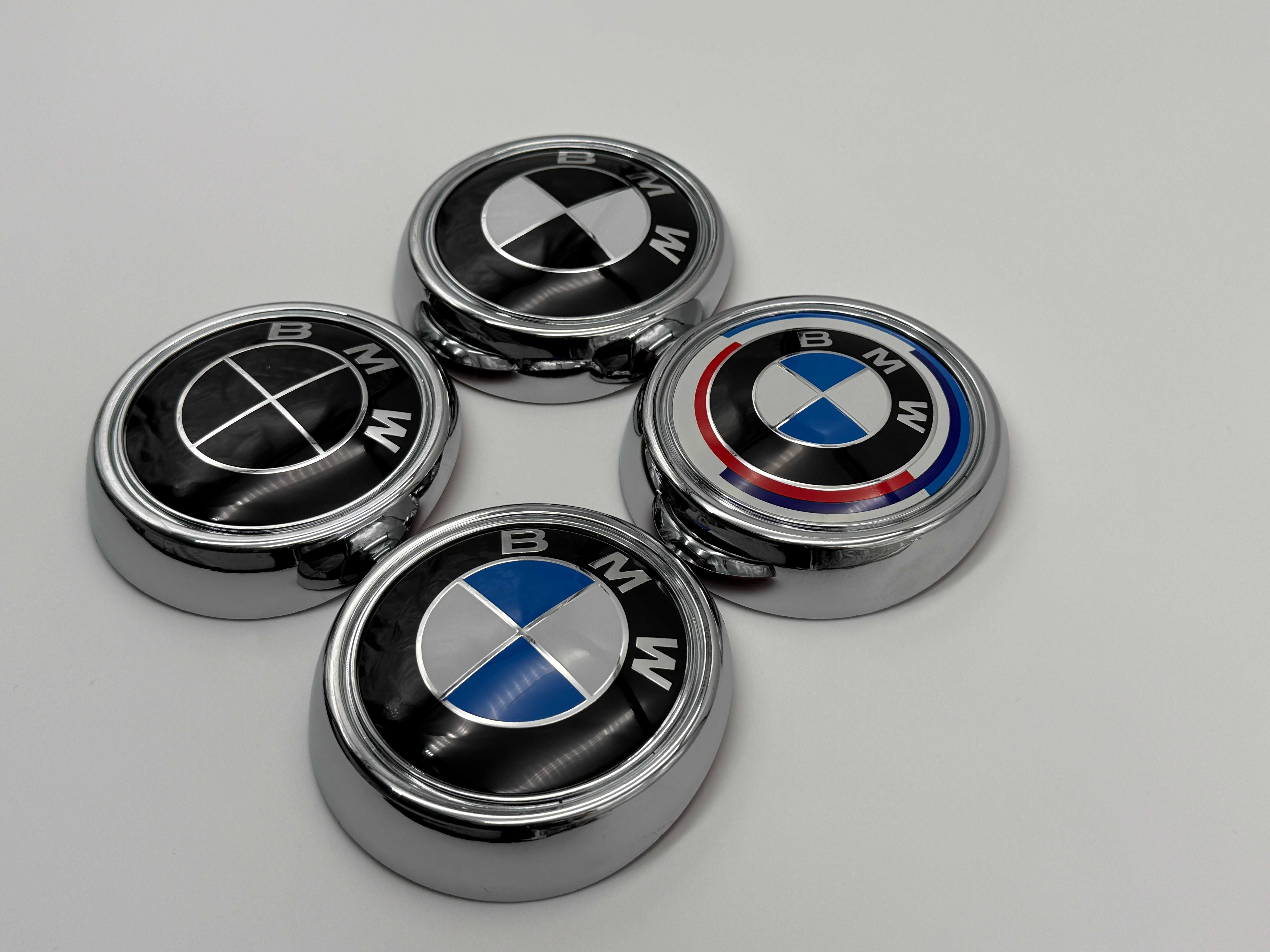 Emblema Compatibila BMW F25 spate alb/negru