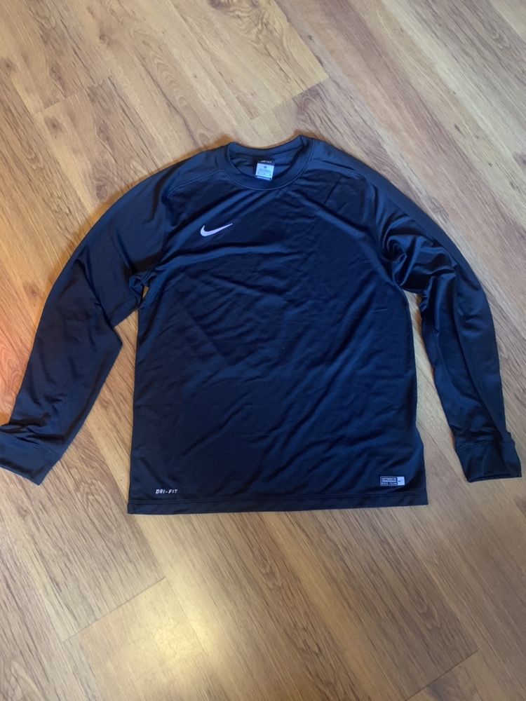 Nike DRI-FIT екипи