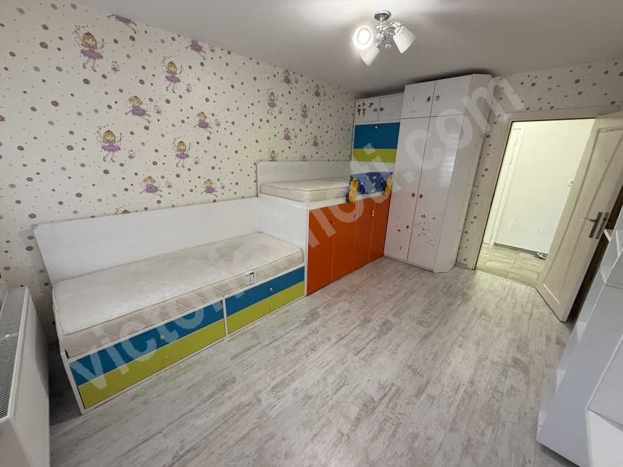 Продава се Тристаен апартамент в Велико Търново, Център - 100 кв.м за 1780 €/кв.м - Снимка #11