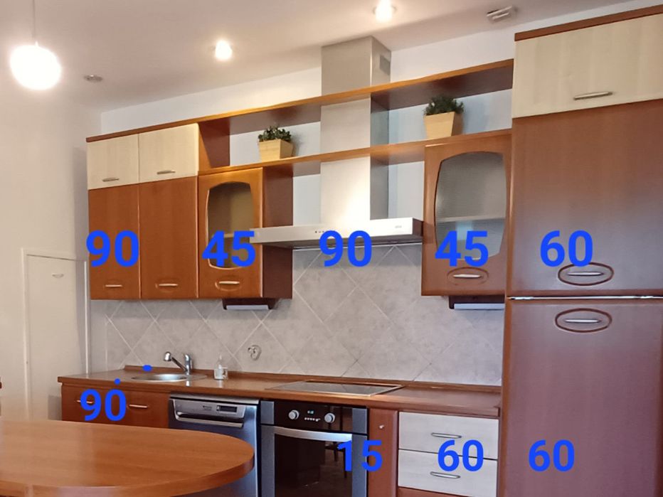 Bucatarie Mobexpert frigider incorporat, bar