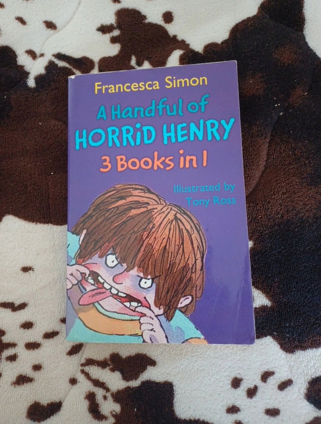 Francesca Simon-A Handful of Horrid Henry