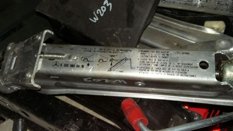 Крик за Мерцедес, Форд от 30 лв