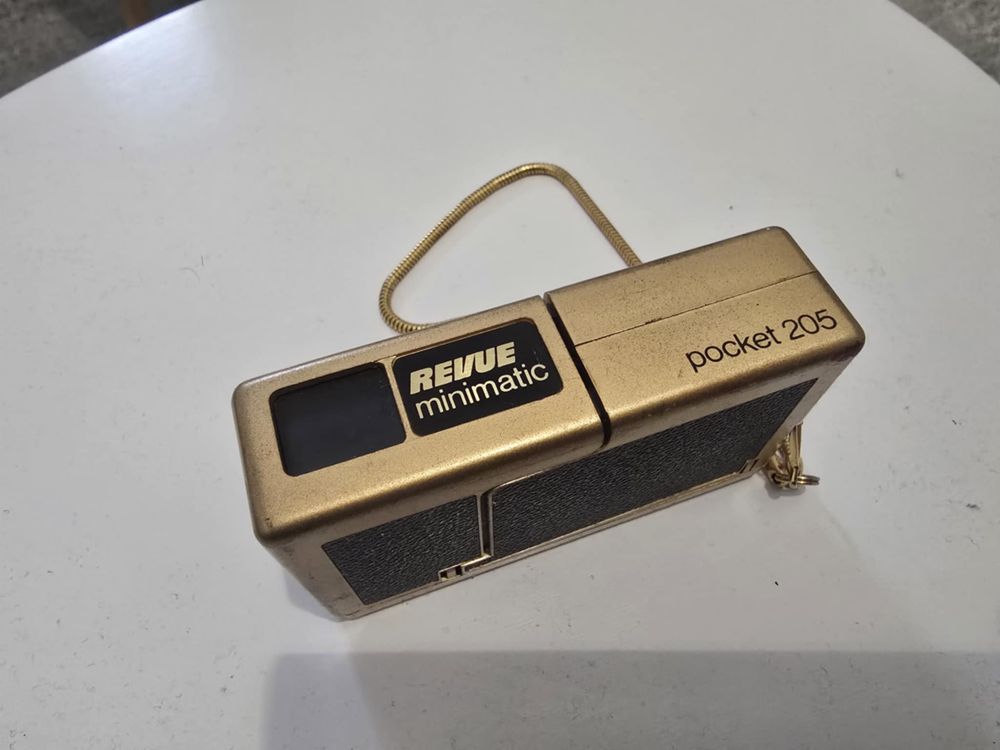 Aparat foto vintage de colectie Revue Minimatic Pocket 205