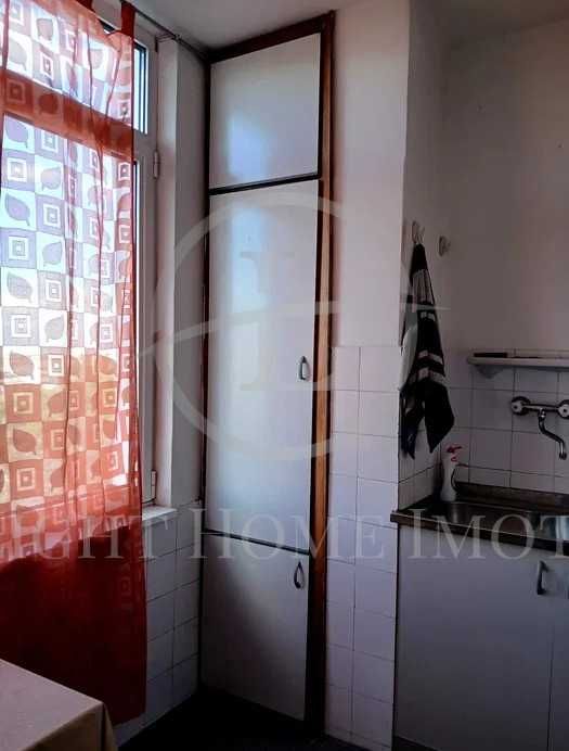 Продава се Тристаен апартамент в Пловдив, Кючук Париж - 135 кв.м за 1111 €/кв.м - Снимка #6