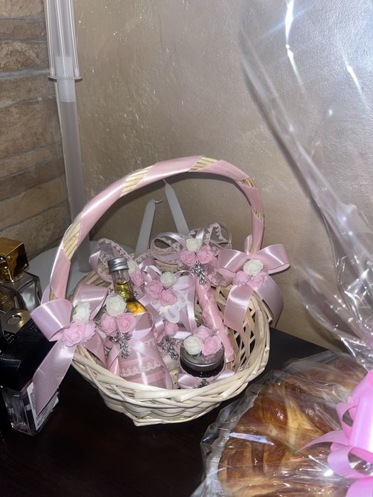 Украси за поводи/Арка под наем