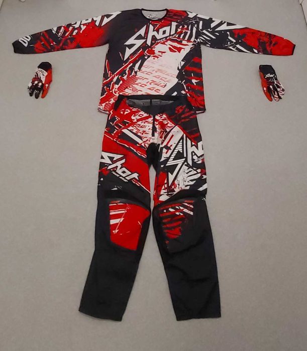 Екип М Shot Race Gear + ръкавици