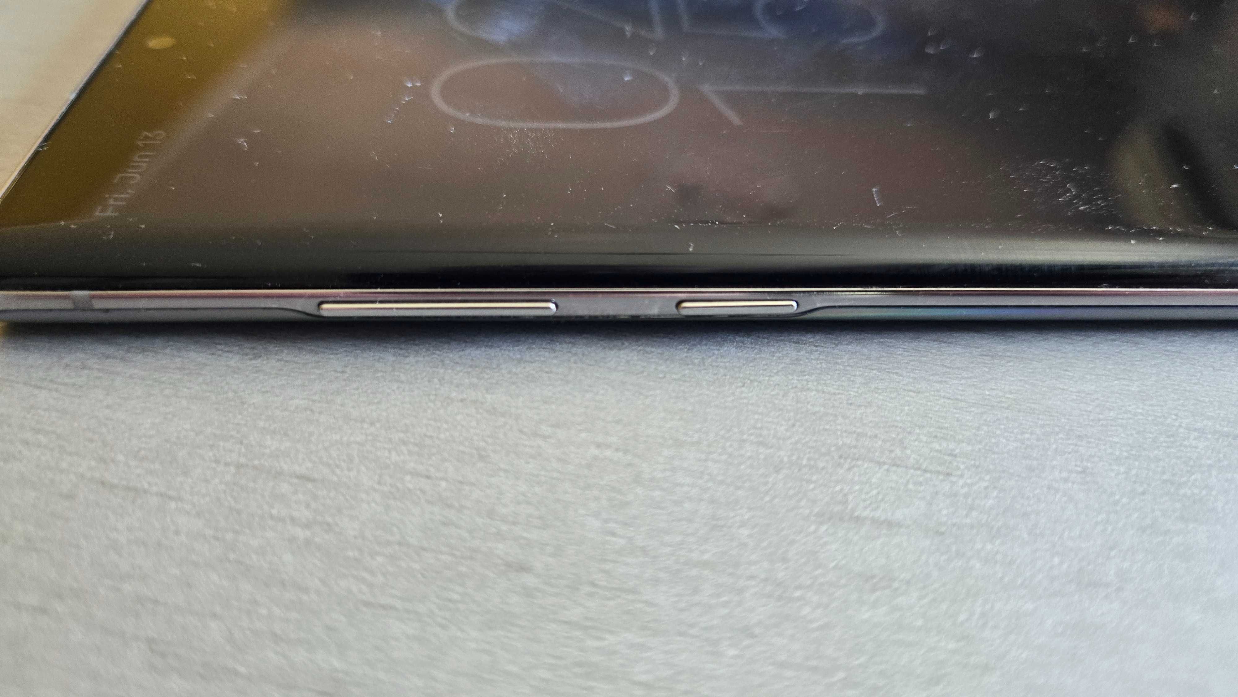 Продавам samsung note 10 plus пълна окомплектовка