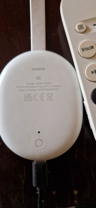 Vand Chromecast folosita jumătate de an