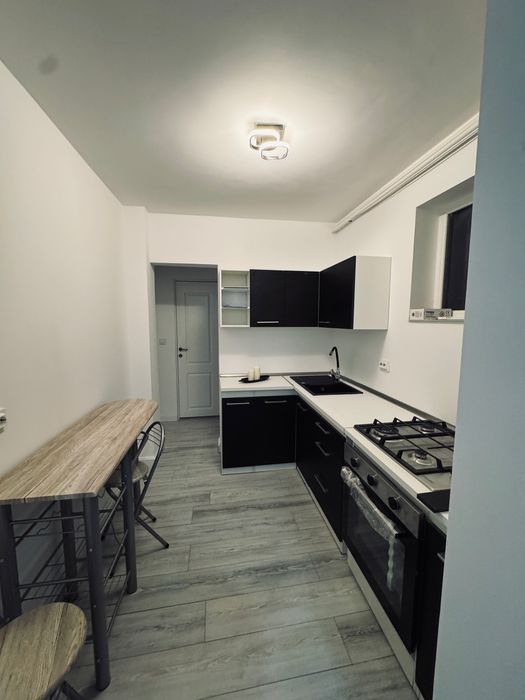 Apartament cu doua camera de inchiriat, zona Craiovei Pitesti