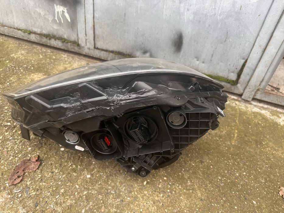 Far stanga passat b8 full led