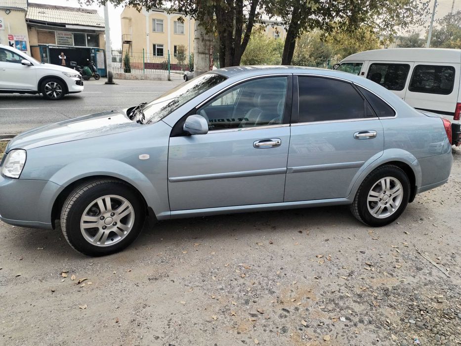 chevrolet lasetti 1.8