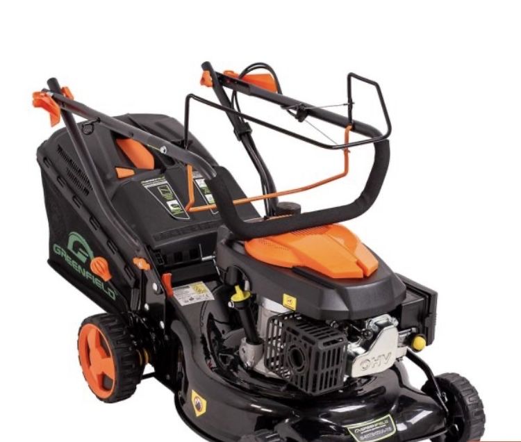 Masina de tuns gazonul cu autopropulsie Greenfield G-MTG421A-T6