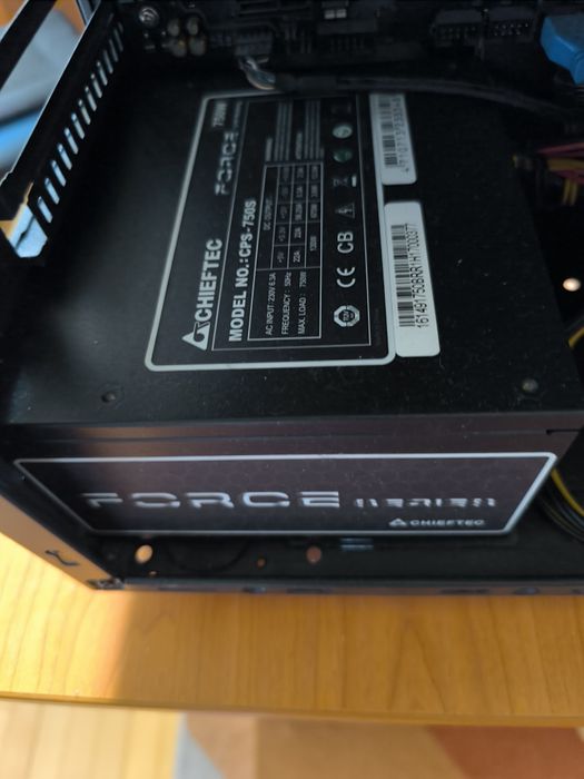 PC AMD Ryzen 3700x , 12 GB RAM, GeForce gtx 2060