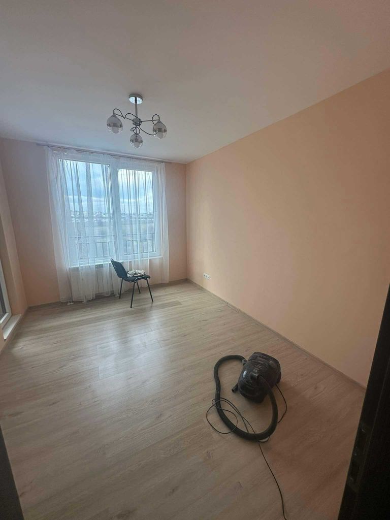 Дава се под наем Тристаен апартамент в София, Връбница 1 - 90 кв.м за 765 € - Снимка #9