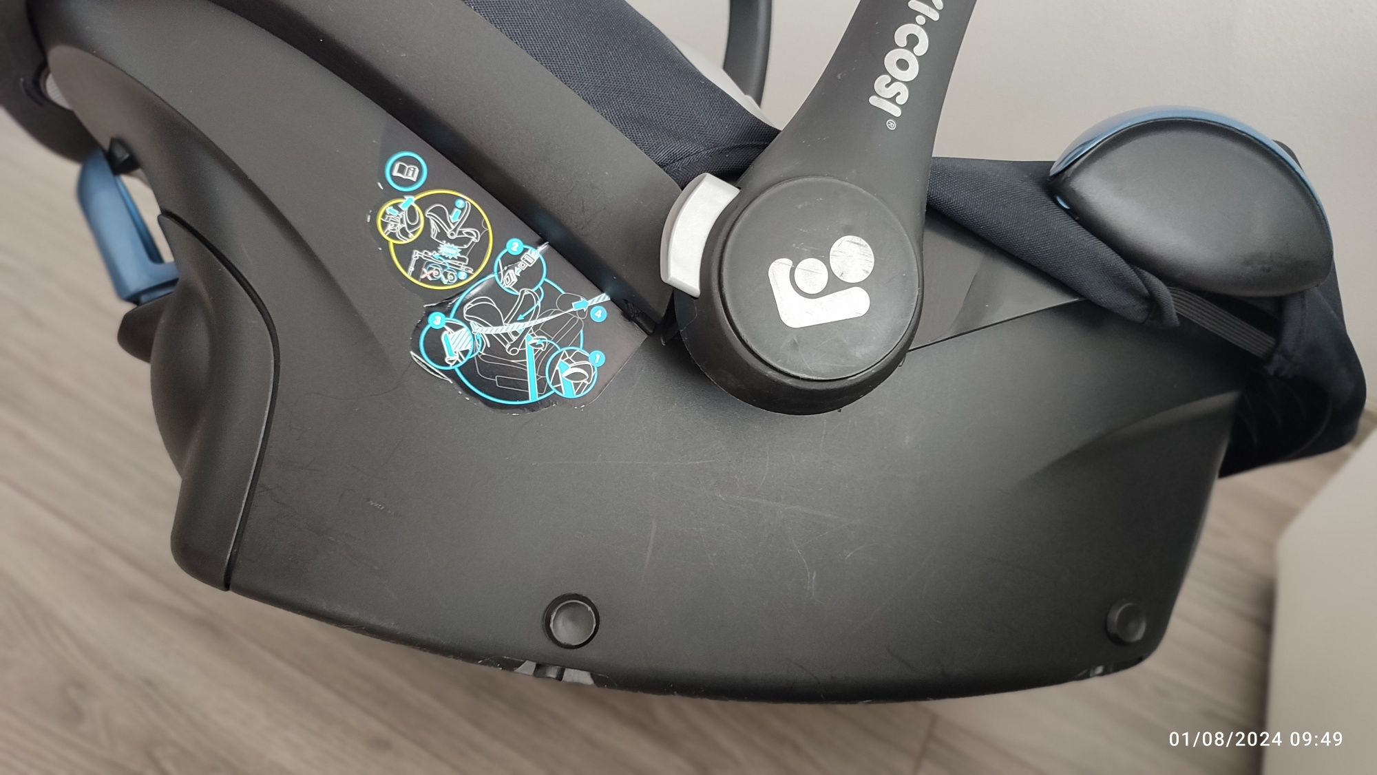 Scoica auto Maxi Coxi Cabriofix Essential