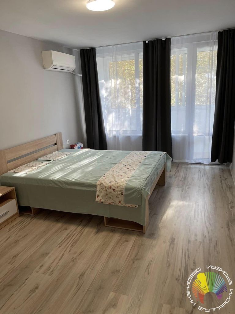 Дава се под наем Двустаен апартамент в Бургас, Лазур - 60 кв.м за 510 € - Снимка #7