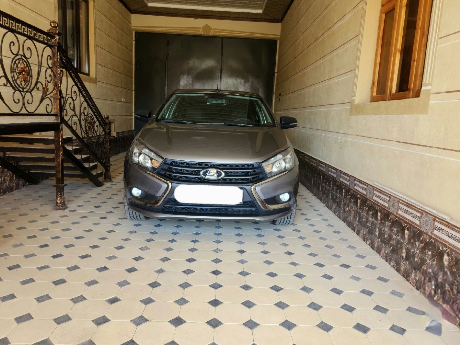 Lada Vesta 1.6 srochno