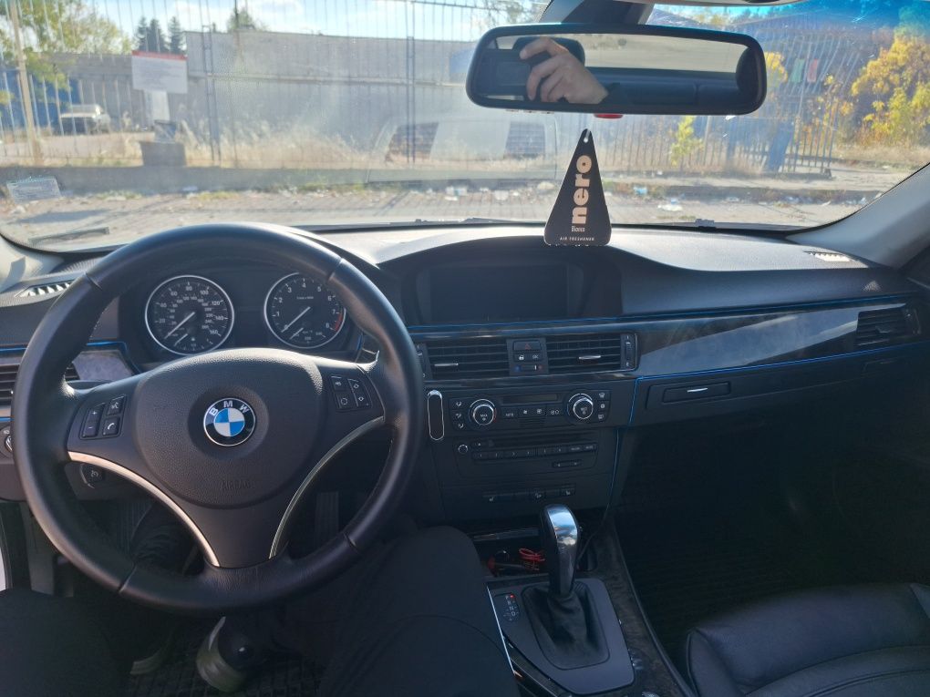 BMW 328i xdrive.