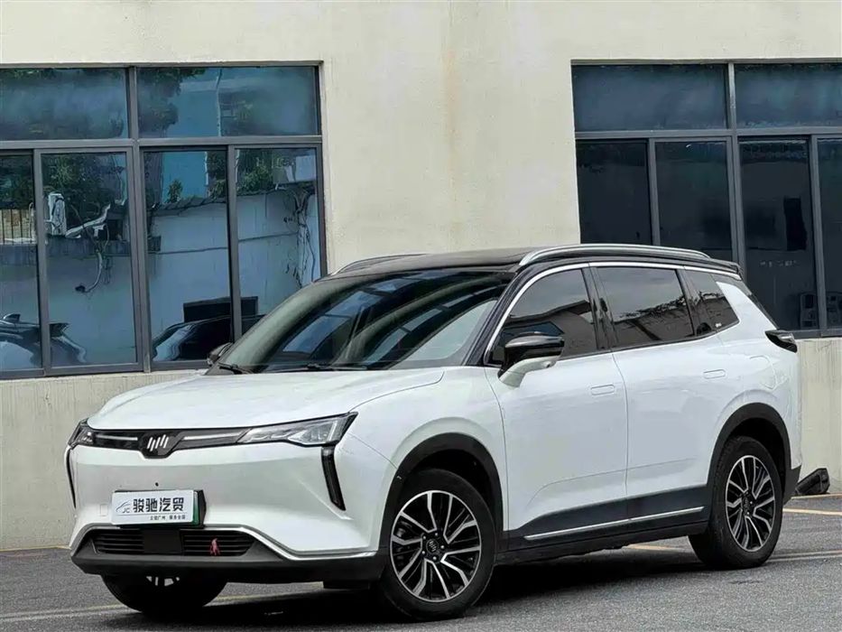 Weltmeister W6 Electro 520km